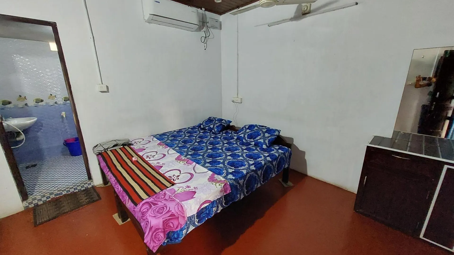 Michael Sanjohns Beach Villa Mararikulam Homestay